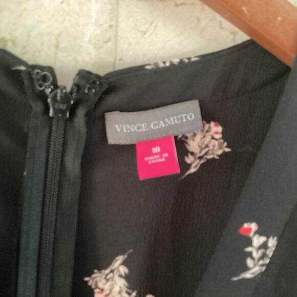 Vince Camuto Jumpsuit Size 10 Black Floral Belted Holiday Hostess Flutter Sleeve - Picture 8 of 12